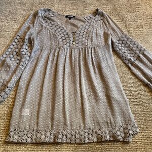 Daniel Rainn Gray Lace Detail Blouse